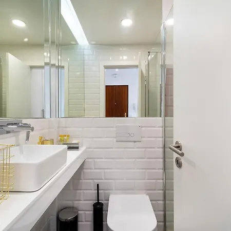 Luminous Flat With View On Rio Tejo * Lisboa