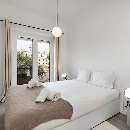 Luminous Flat With View On Rio Tejo Lisbona